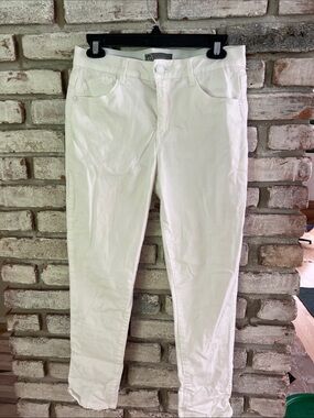 Women’s White Stretch Jeans - Comfortable Everyday Fit